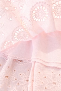 Rochita premium bebe fetita din bumbac cu broderie anglaise si boneta roz, set 4 piese - Img 6