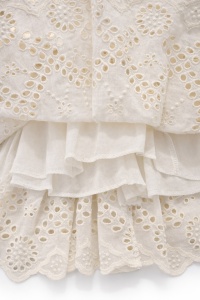 Rochita premium botez bebe fetita 4 piese cu broderie, boneta, dres si pantofiori - Img 5