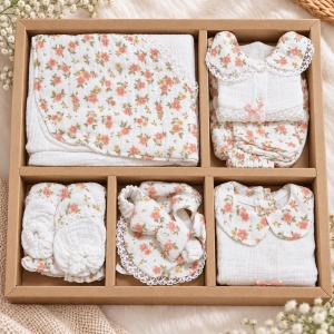 Set bebe 10 piese din muselina, imprimeu floral, alb cu roz, bluzita, salopeta, pantaloni, accesorii - Img 2