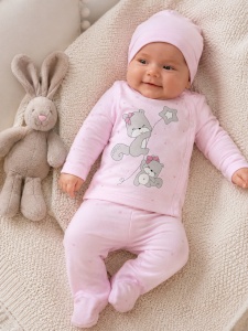 Compleu bebe fetita roz cu caciulita si imprimeu veverite din bumbac