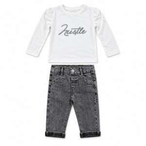 Costum baiat 3 piese bumbac 100% cu hanorac tip camasa in carouri, bluza si blugi, fotografie de produs pe fundal alb