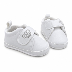 Pantofi bebe albi din piele ecologica cu arici si ursulet brodat