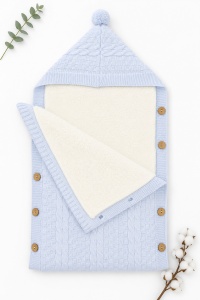 Sac de dormit bebe bleu crosetat imblanit cu gluga si ciucure pentru carucior si landou - Img 3