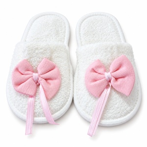 Set baie bebe fetita 4 piese din bumbac, halat cu gluga, prosop, manusa si papuci, flori, alb-roz - Img 6