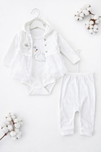 Set bebe fetite 3 piese alb cu lebada, body pantaloni si jacheta, fotografie de produs pe fundal alb