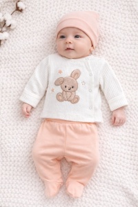 Set bebe fetite 3 piese bluza iepuras pantaloni piersica si caciulita