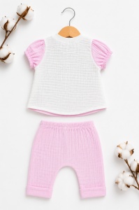 Compleu bebe din muselina roz deschis cu iepuras si bentita 3 piese - Img 3