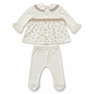 Compleu bebe fetita din bumbac cu bluza, pantaloni cu botosei si bentita, crem - Img 6