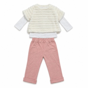 Compleu fetita crem si roz cu bluza si pantaloni, fotografie de produs pe fundal alb