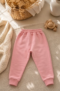 Pantaloni sport premium pentru copii din bumbac roz cu buzunare si snur reglabil - Img 4