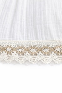Rochita fetite muselina eleganta alba cu dantela si volanase rochie vara bebe, fotografie de produs pe fundal alb
