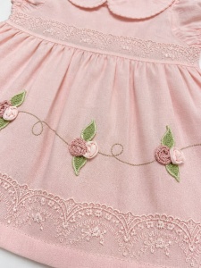 Rochita fetite roz eleganta din bumbac cu broderie florala si chilotel inclus - Img 6