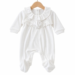 Set bebe fetita din bumbac 10 piese, alb, model elegant cu trandafiri si dantela - Img 5