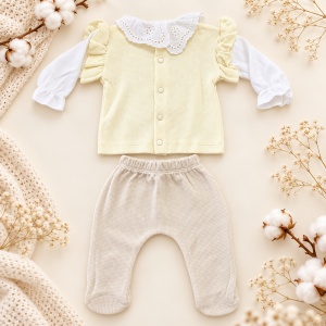 Set bebe fetite 5 piese crem bej cu flori, bluza, pantaloni, bentita, manusi si bavetica - Img 4