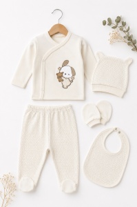 Set bebe unisex 5 piese crem cu catelus, bavetica si caciulita din bumbac - Img 2