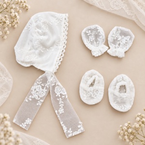 Set botez premium fetita 5 piese alb, rochita din dantela cu interior 100% bumbac - Img 6