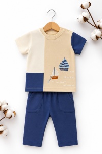 Set haine bebe baiat 2 piese bumbac premium – tricou cu barcute si pantaloni albastri - Img 2