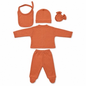 Set nou nascut 5 piese caramiziu reiat, bluza, pantaloni cu botosei, caciulita, baveta si manusi - Img 5