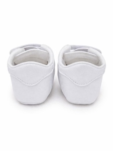 Pantofi bebelusi albi tip sneakers cu inchidere cu arici, talpa moale antiderapanta pentru primii pasi - Img 4