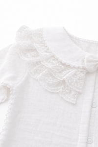 Salopeta bebe fetita muselina alba eleganta guler dantela botez bentita inclusa - Img 4