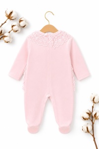 Salopeta bebe fetita roz cu volane din dantela, 100% bumbac, eleganta - Img 3