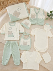Set nou nascut 10 piese din 100% bumbac verde menta Dream Big cu paturica si vesta