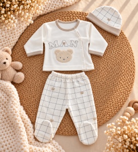 Set nou nascut 10 piese din bumbac, crem bej, ursulet, carouri, paturica si accesorii - Img 5