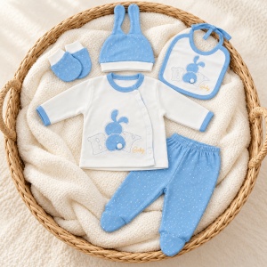 Set nou-nascut baiat 5 piese din bumbac alb si bleu cu iepuras, pantaloni cu botosei integrati - Img 4