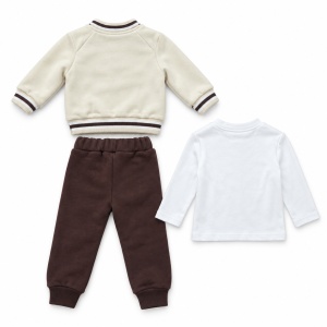 Compleu baiat 3 piese bumbac vatuit jacheta bomber crem bluza alba pantaloni maro, fotografie de produs pe fundal alb
