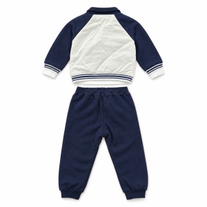 Costum bebe 3 piese bleumarin cu geaca matlasata, bluza Bear si pantaloni, fotografie de produs pe fundal alb