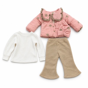 Costum fetita 3 piese roz cu geaca imblanita bluza si pantaloni evazati, fotografie de produs pe fundal alb