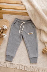 Pantaloni sport premium pentru copii din bumbac gri cu buzunare si snur reglabil