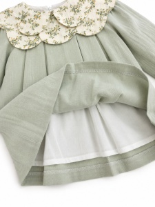 Rochie bebe fetita din muselina verde salvie cu bentita si guler floral eleganta - Img 3
