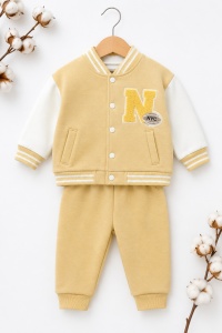 Set bebe 3 piese galben din bumbac cu bluza, jacheta college si pantaloni pentru bebelusi - Img 3