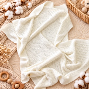 Set bebe 6 piese lana naturala ivory, salopeta, body, paturica, caciula, manusi si botosei - Img 4