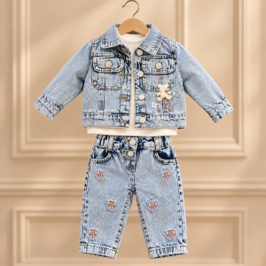 Set fetite 3 piese cu geaca si pantaloni din denim, bluza cu ursulet - Img 3
