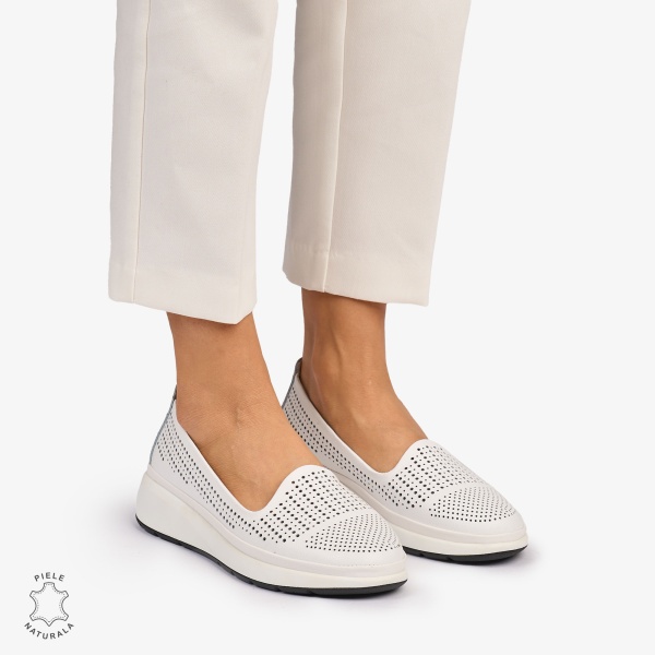 Balerini dama din Piele Naturala Perforata CRL1075 CULOARE: Alb - Img 2