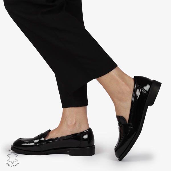 Mocasini dama din Piele Naturala LACUITA CU CATARAMA CRL1366 NEGRU - Img 4