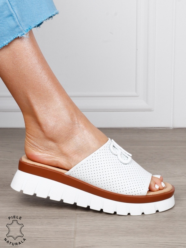 Papuci Damă din Piele Naturală cu Detalii Perforate și Talpă Groasă CRL1264 ALB - Img 3