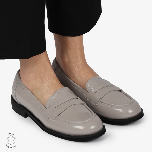 Mocasini dama din Piele Naturala LACUITA CU CATARAMA CRL1366 GRI - Img 2
