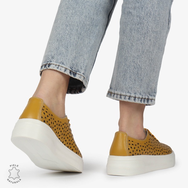 Pantofi Casual dama din Piele naturala PERFORATI USORI CU SIRET CRL1341 MUSTAR - Img 2