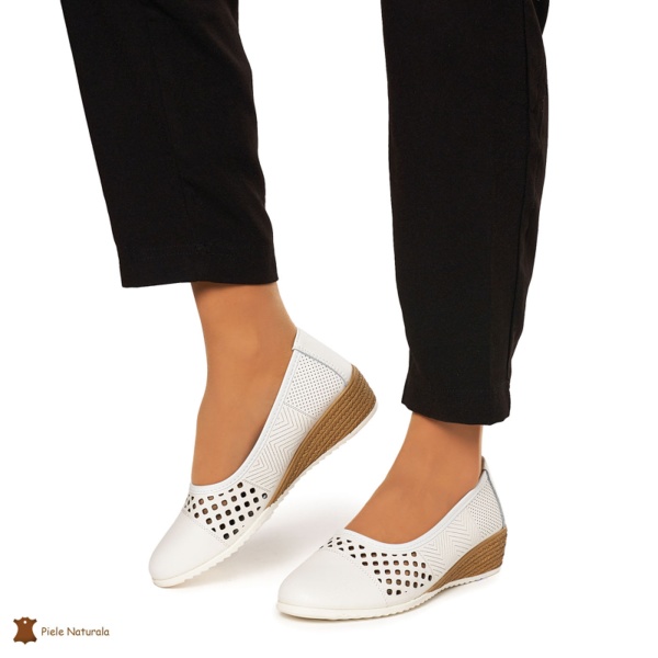Pantofi Perforati Dama Piele Naturala Slip-on CRL0077 ALB - Img 2