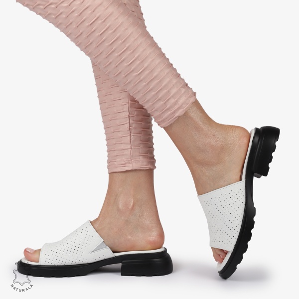 PAPUCI DAMA DIN PIELE NATURALA CU TOC MEDIU CRL1428 ALB - Img 2