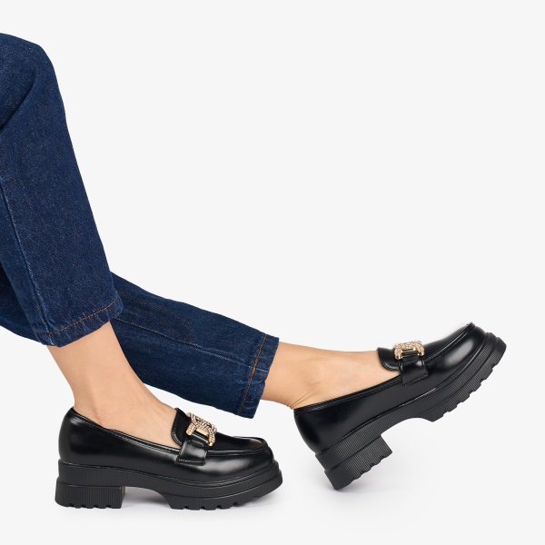 Mocasini DAMA din PIELE ECOLOGICA CU detaliu AURIU CRL0956 CULOARE: NEGRU - Img 2