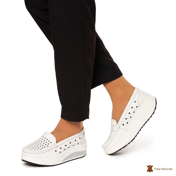 Mocasini Dama Piele Naturala perforati cu talpa groasa CRL0079 ALB - Img 3
