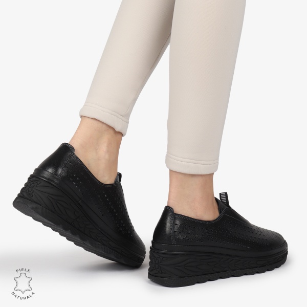 Pantofi Casual dama PERFORATI din Piele naturala CU DESIGN PE TALPA SLIP-ON CRL1338 NEGRU - Img 3
