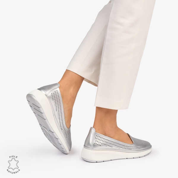Balerini dama din Piele Naturala Perforata CRL1075 CULOARE: Argintiu - Img 3