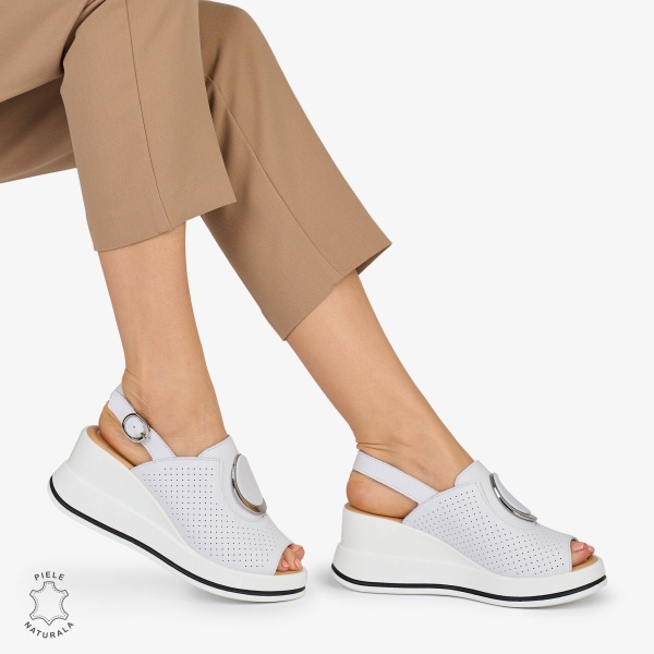 SANDALE Dama Piele Naturala CU TALPA INALTA SI ACCESORIU METALIC CRL1046 Culoare: ALB - Img 2