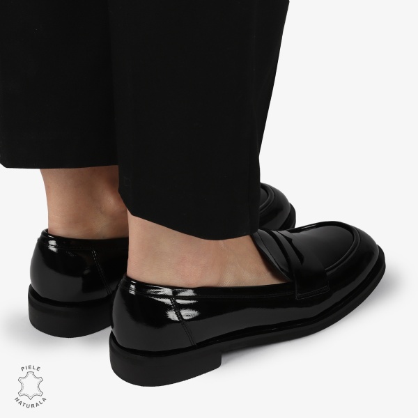 Mocasini dama din Piele Naturala LACUITA CU CATARAMA CRL1366 NEGRU - Img 3