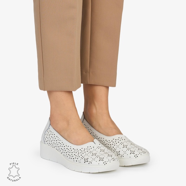 BALERINI din PIELE NATURALA PERFORATA CRL1040 CULOARE: ALB - Img 2